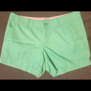 Lilly Pulitzer Green Callahan Shorts 10
